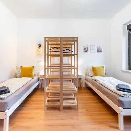 Apartament Monteurwohnung-dresden-klotzsche Ii
